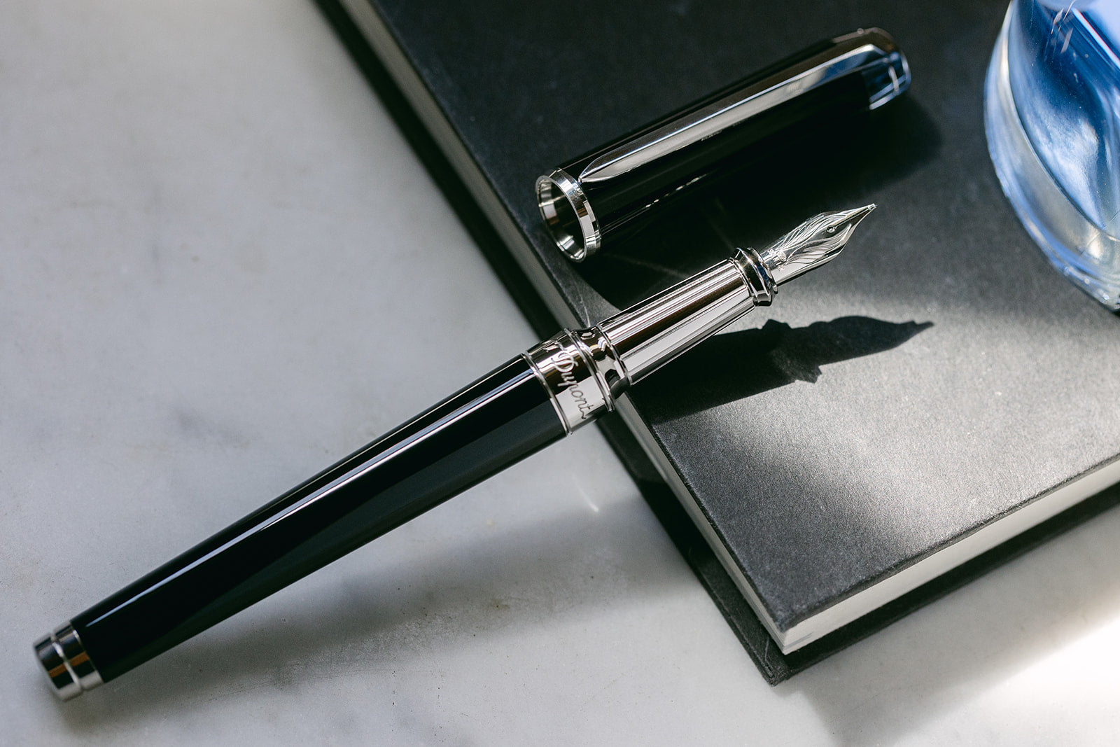 S.T. Dupont Eternity XL Fountain Pen - Black Lacquer – Dromgoole's