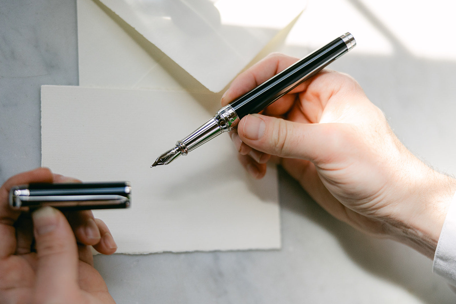 S.T. Dupont Eternity XL Fountain Pen - Black Lacquer – Dromgoole's