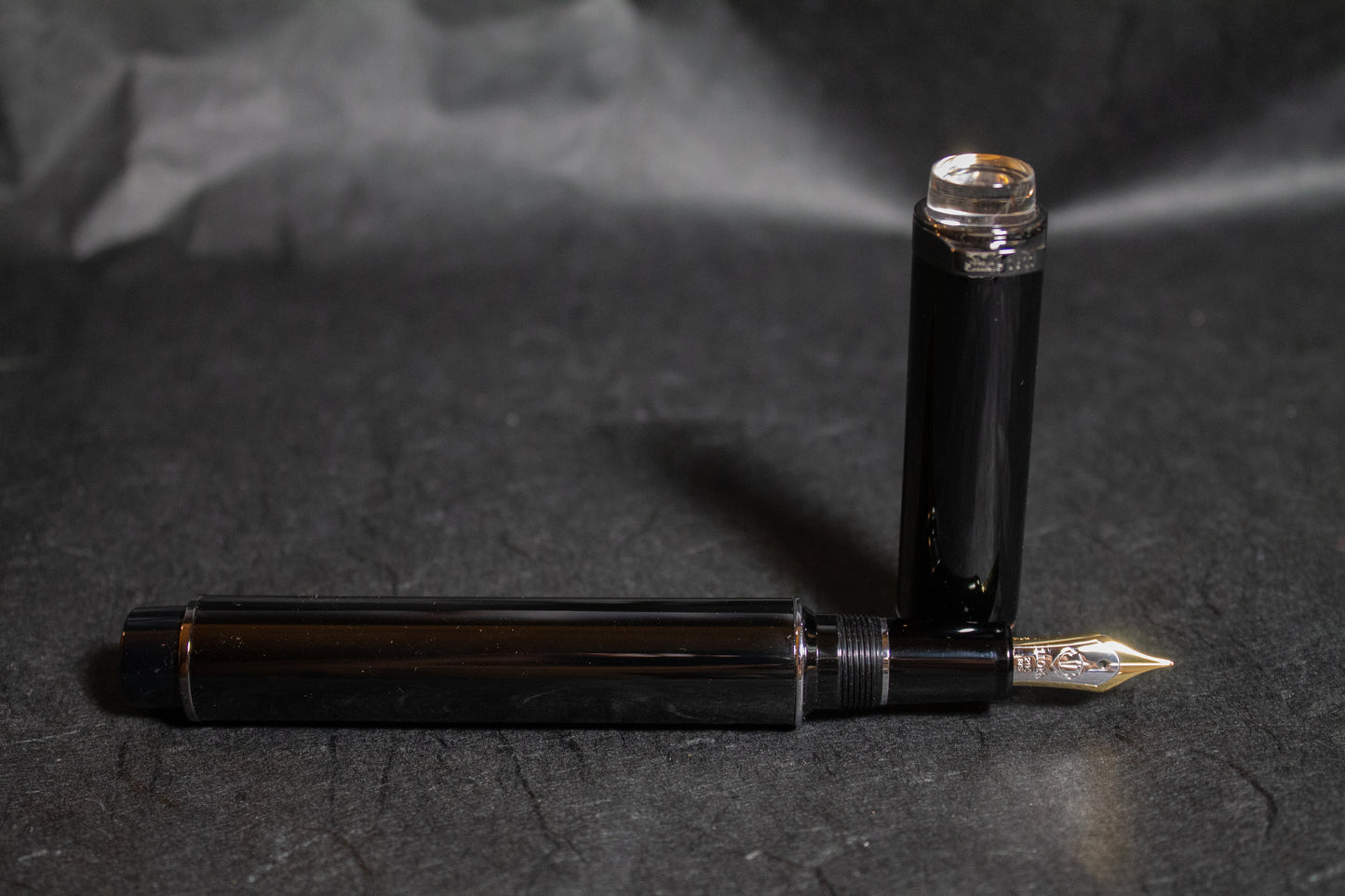 Pre-Owned Sailor 110th Anniversary Fountain Pen KUROGANE - Hard Medium