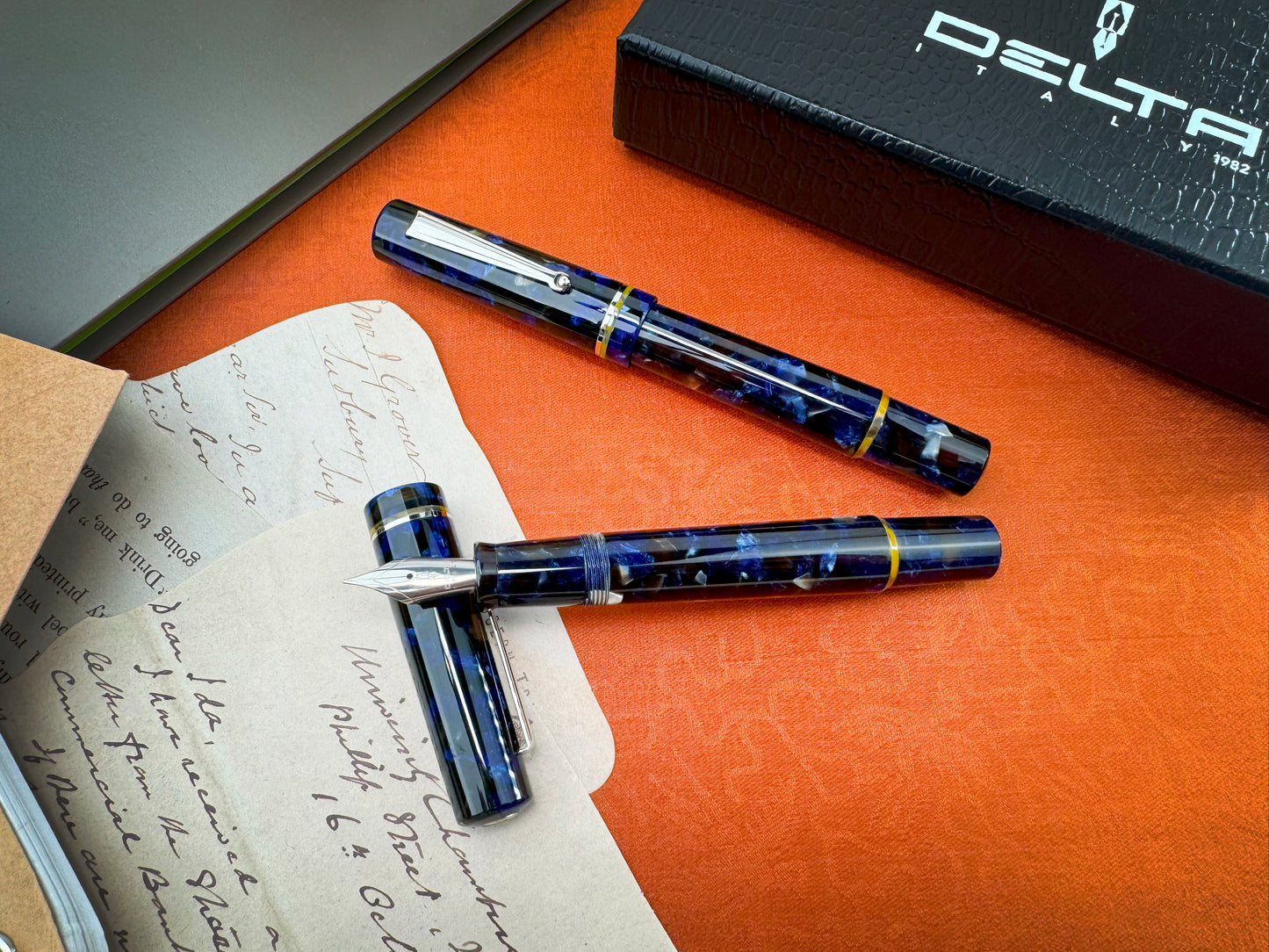 Delta Spaccanapoli Fountain Pen - Filomarino Blue