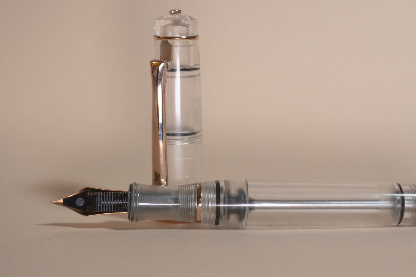 Pre-Owned Stipula Suprema Nuda Rose Fountain Pen - Medium
