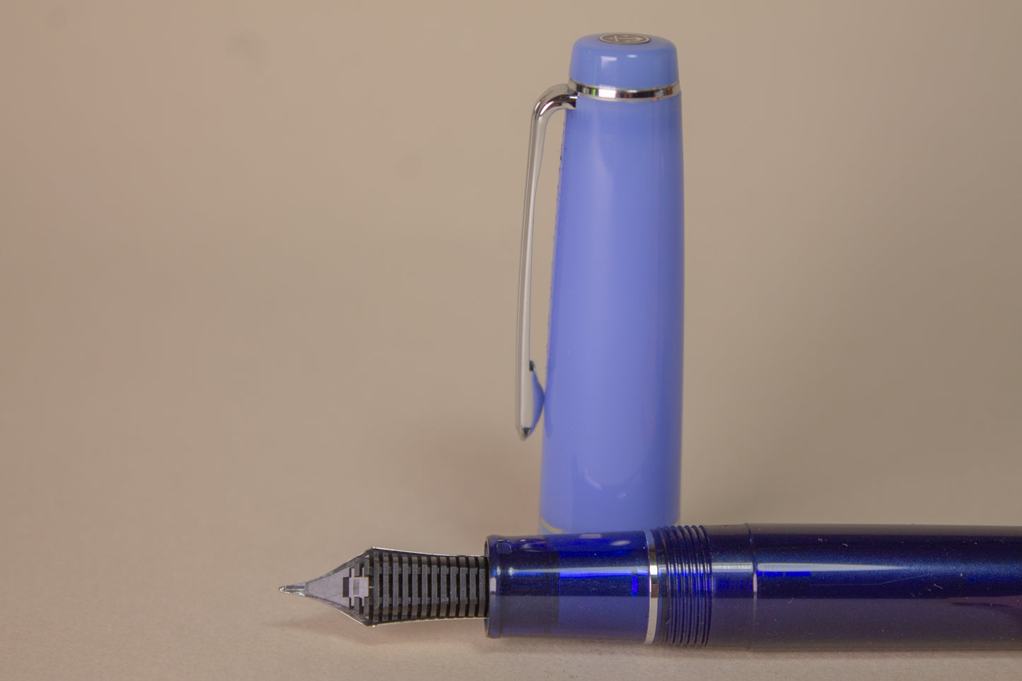 Pre-Owned Sailor Tea Time Series Pro Gear FIKA Cup Fountain Pen - Hard Medium