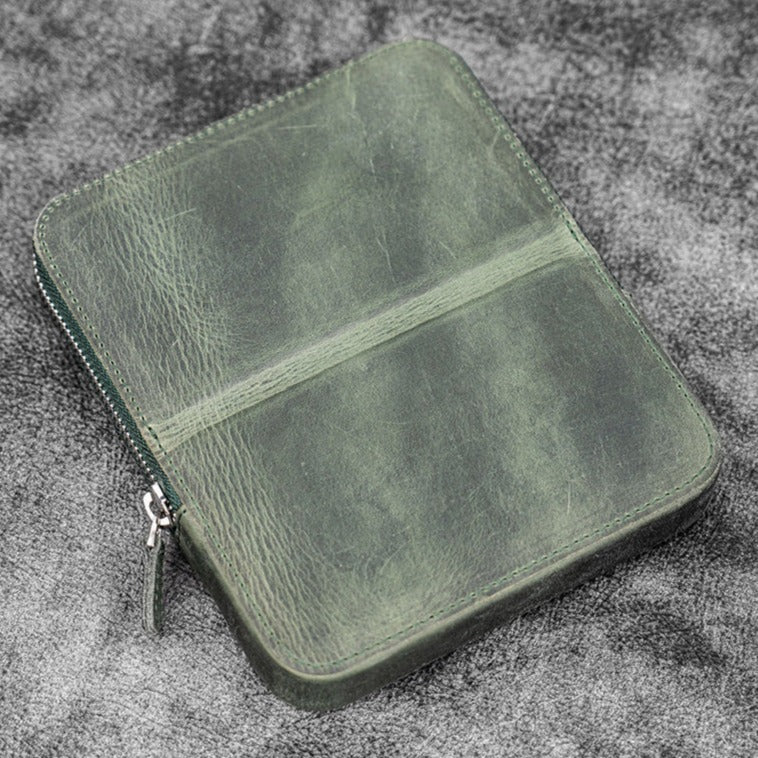 Galen Leather 6 Slot Zippered Magnum Opus Pen Case - Crazy Horse Forest Green