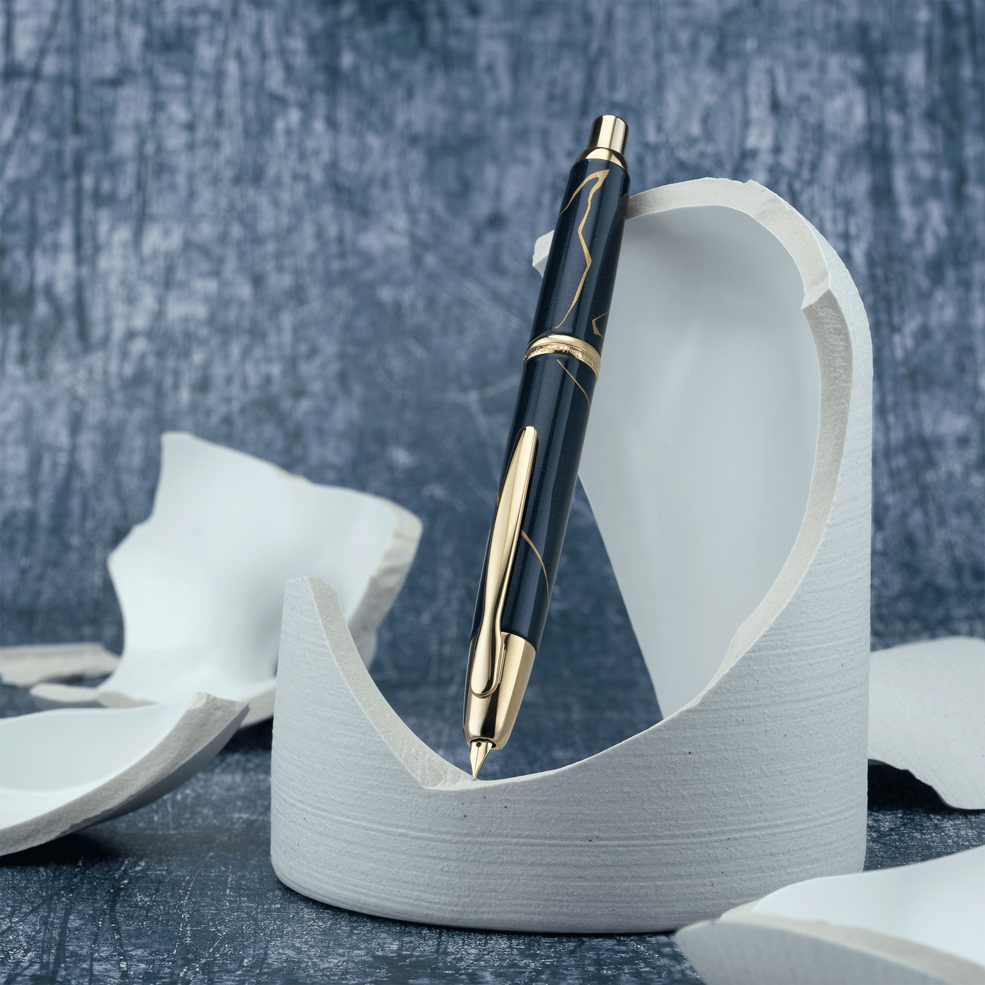 Pilot Vanishing Point Fountain Pen - Golden Journey (2026 Limited Pilot Vanishing Point Fountain Pen - Golden Journey (2026 Limited
