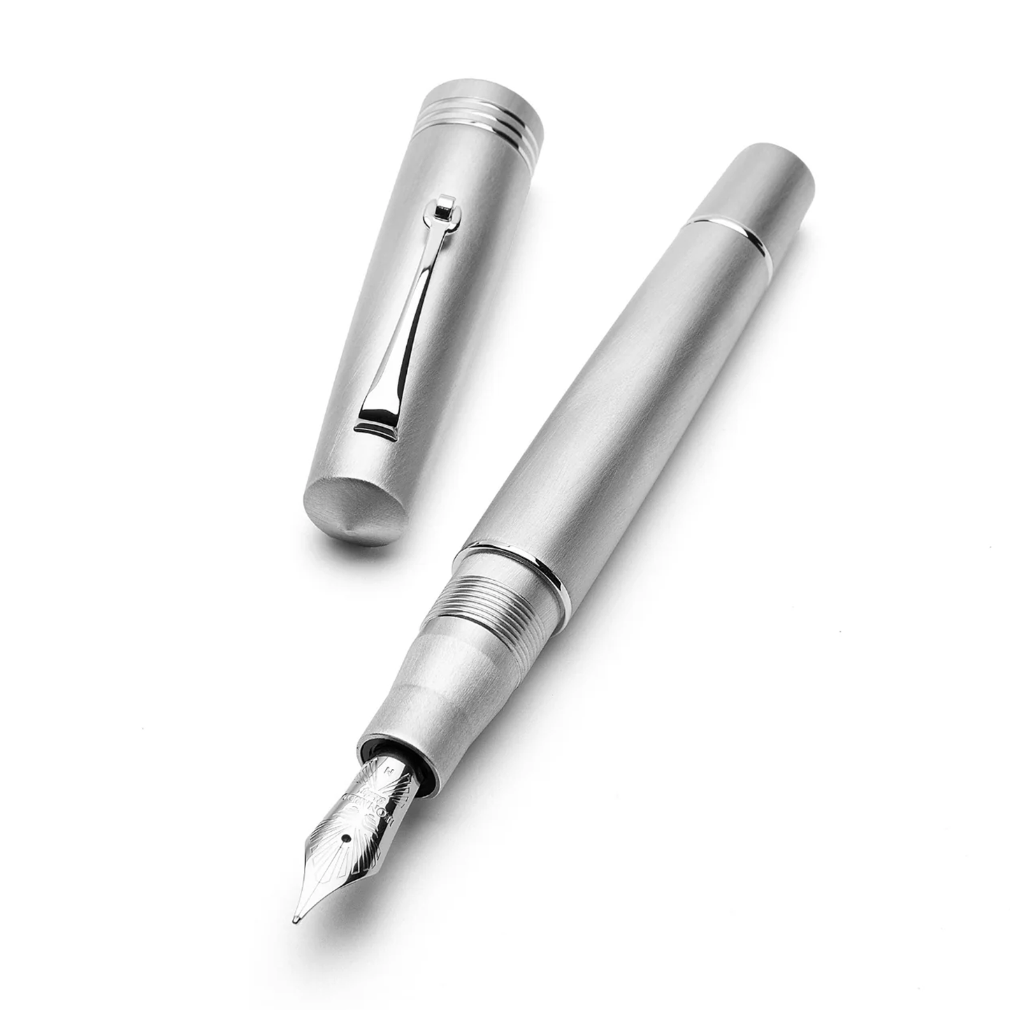 Leonardo Momento Zero Fountain Pen - Alumina - Silver Trim (Numbered Edition)