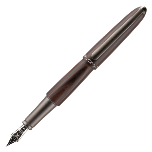 Diplomat Aero Fountain Pen - Black Forest