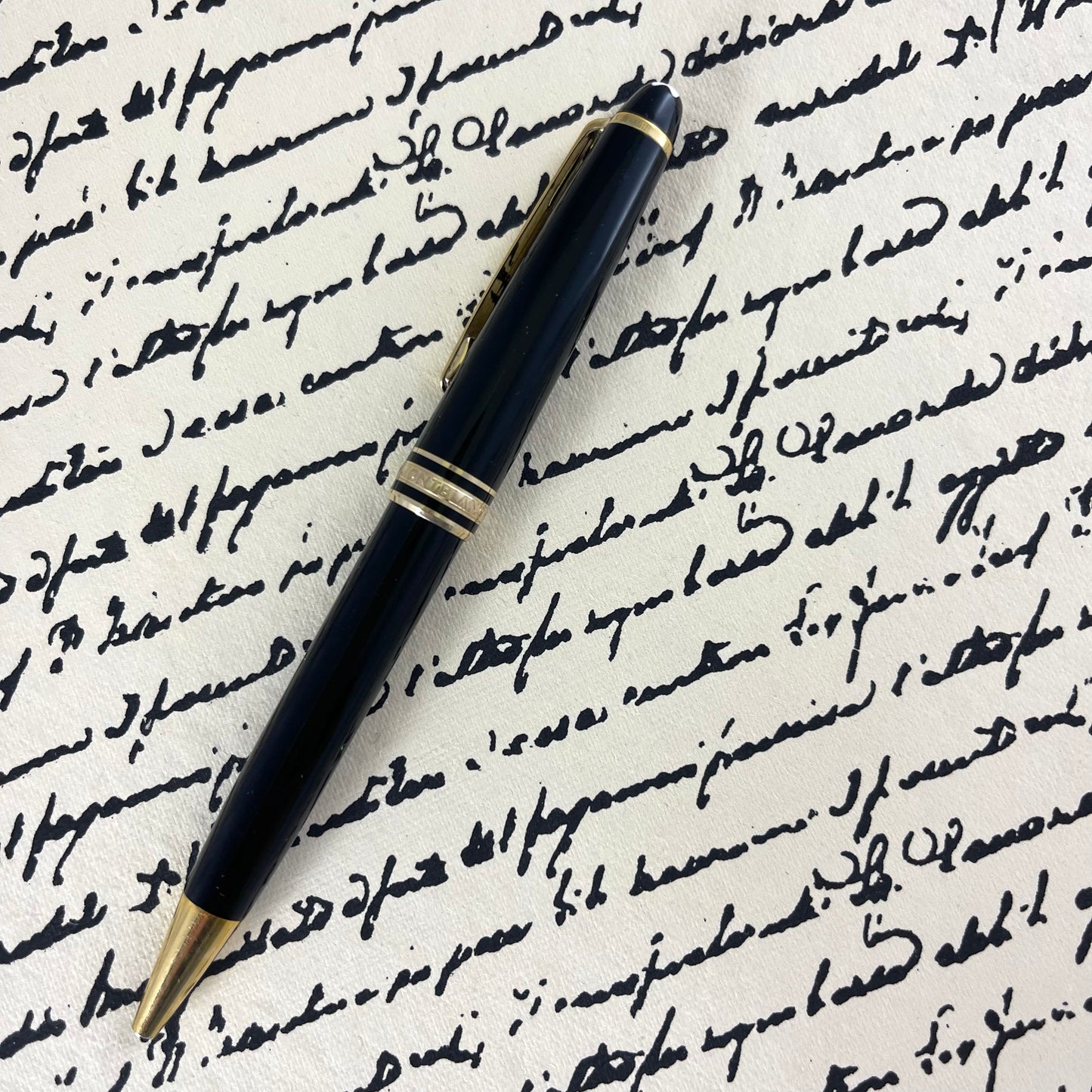 Pre-Owned MontBlanc Classic Ballpoint