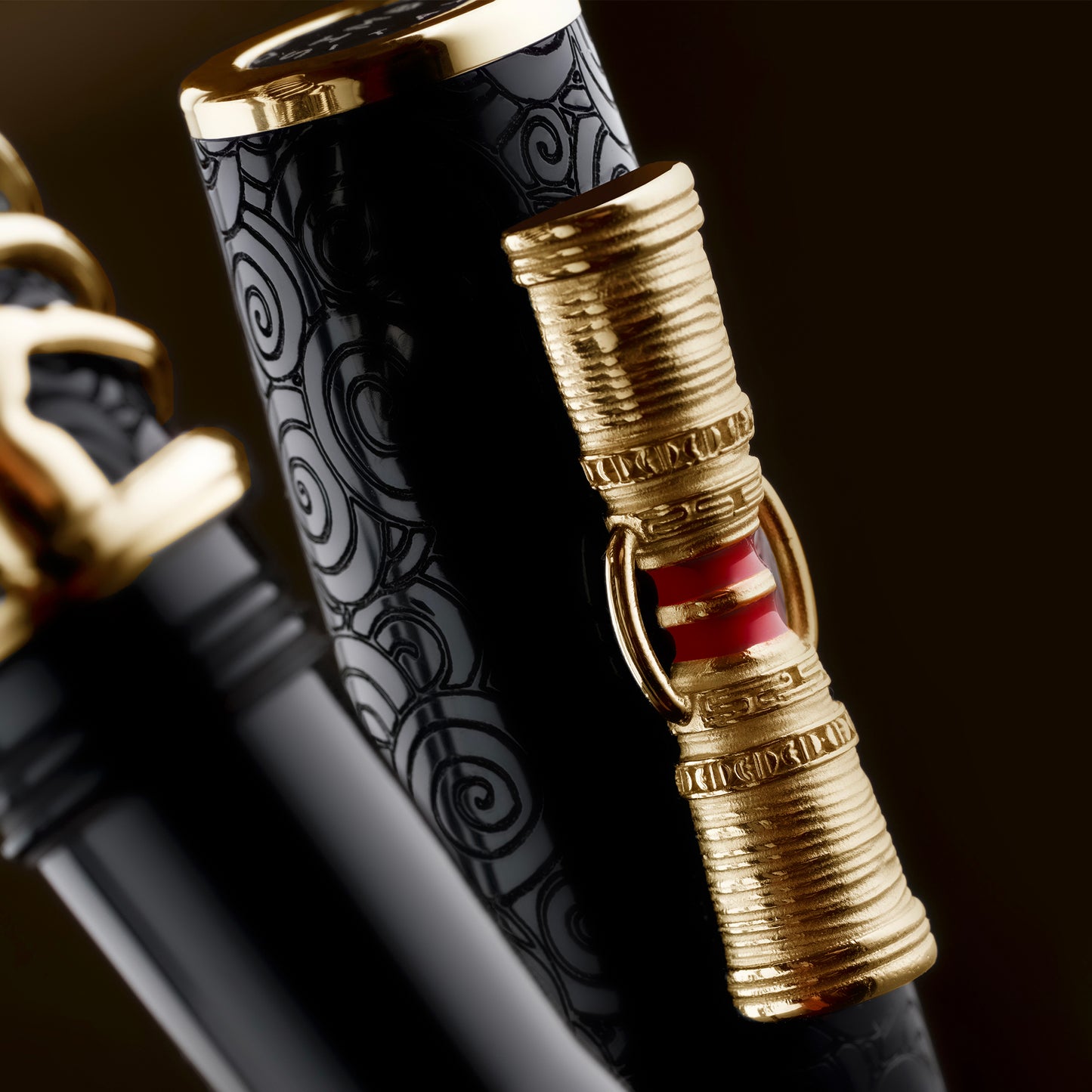 Delta Indigenous People 14K Fountain Pen - Simbu Vermeil (88 Limited Edition)
