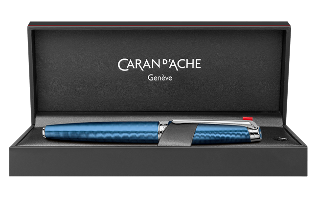 Caran d'Ache Leman Grand Bleu Fountain Pen