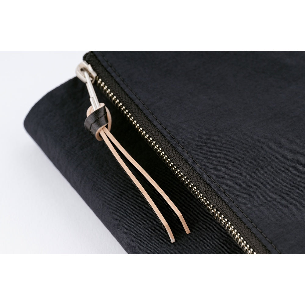Hobonichi A6 Techo Cover Only - Tragen: Black