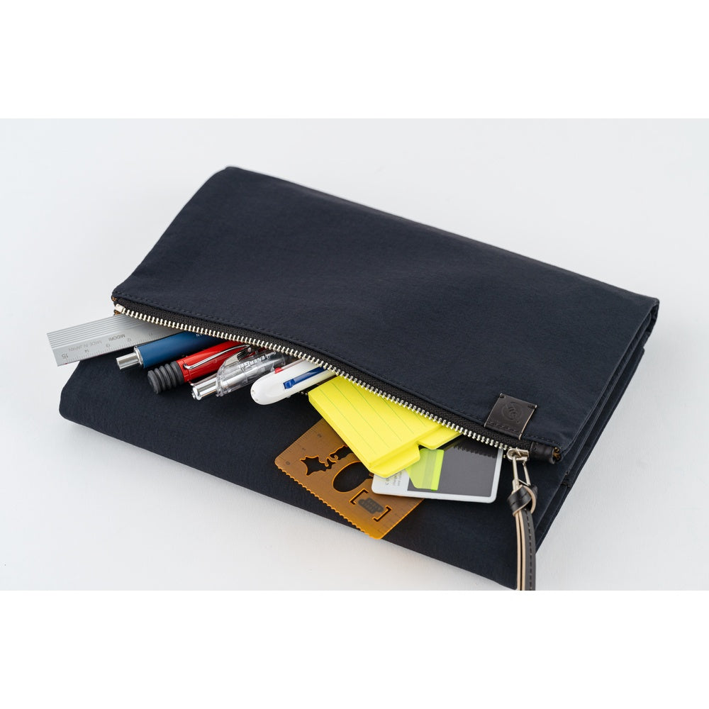 Hobonichi A5 Cousin Cover Only - Tragen: Black