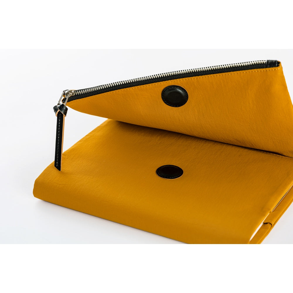 Hobonichi A5 Cousin Cover Only - Tragen: Mustard