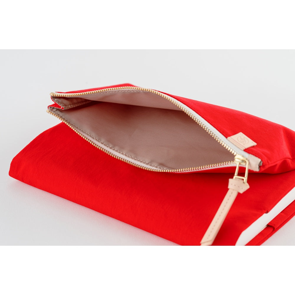 Hobonichi A5 Cousin Cover Only - Tragen: Red