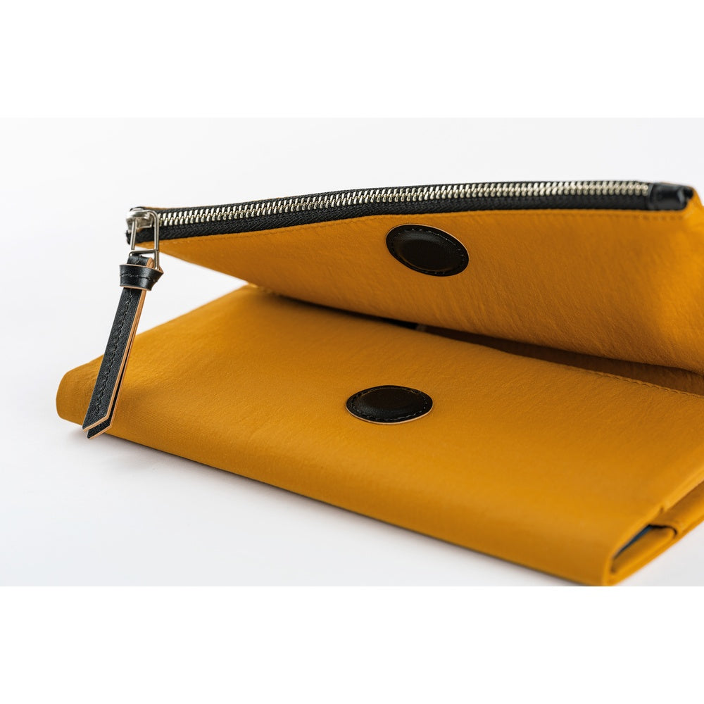 Hobonichi Weeks Cover - Tragen: Mustard