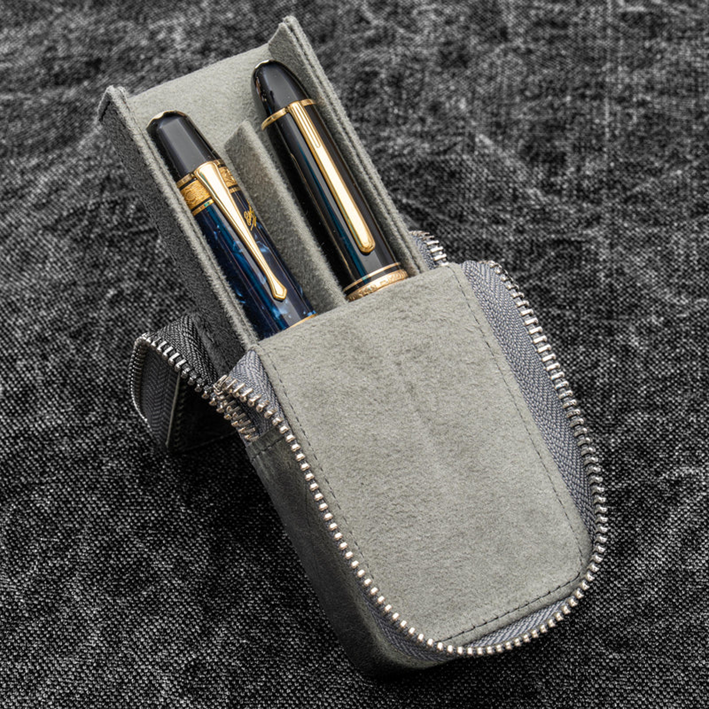 Galen Leather 2 Slot Zippered Magnum Opus Pen Case - Crazy Horse Smoky (with Removable Pen Tray)