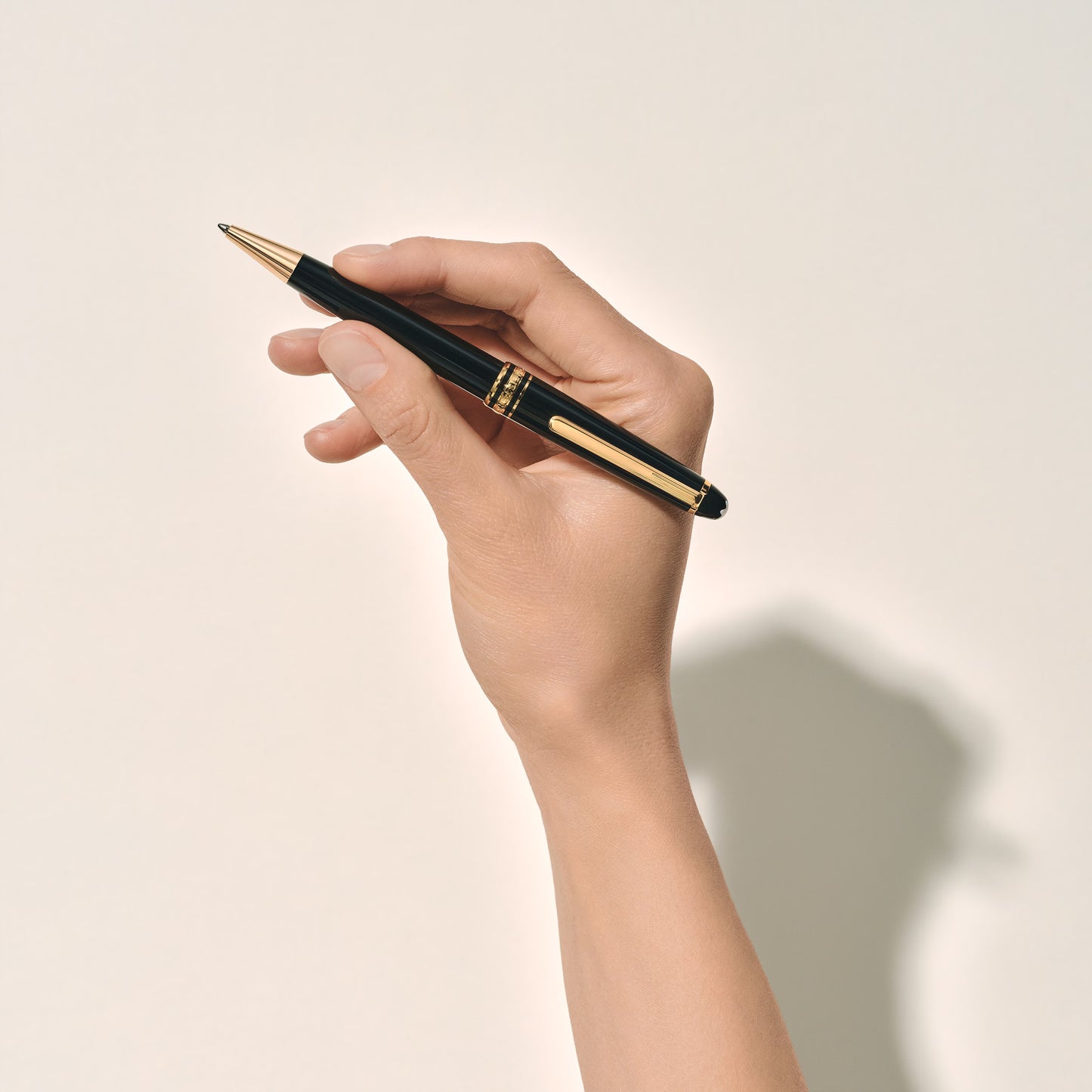 Montblanc Meisterstuck Ballpoint - Black with Gold-Coated Trim (Midsize)