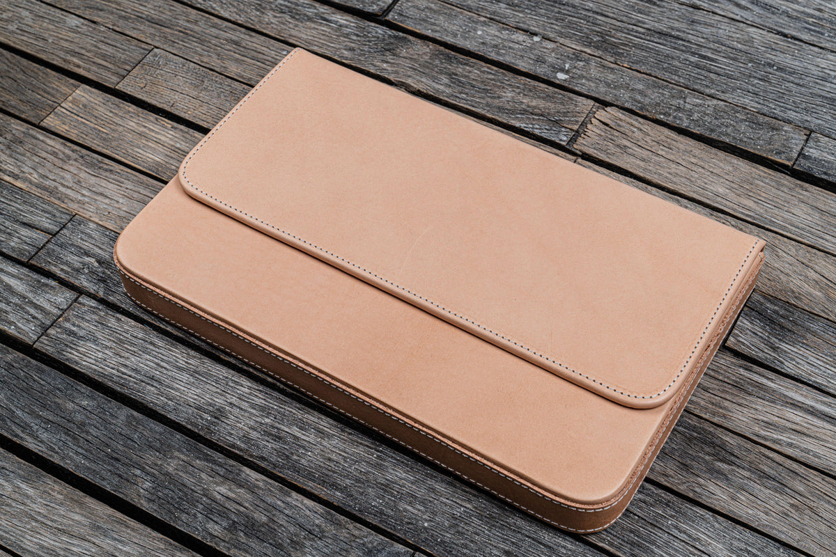 Galen Leather 12 Slot Magnum Opus Pen Case - Undyed (with Removable Pen Tray)