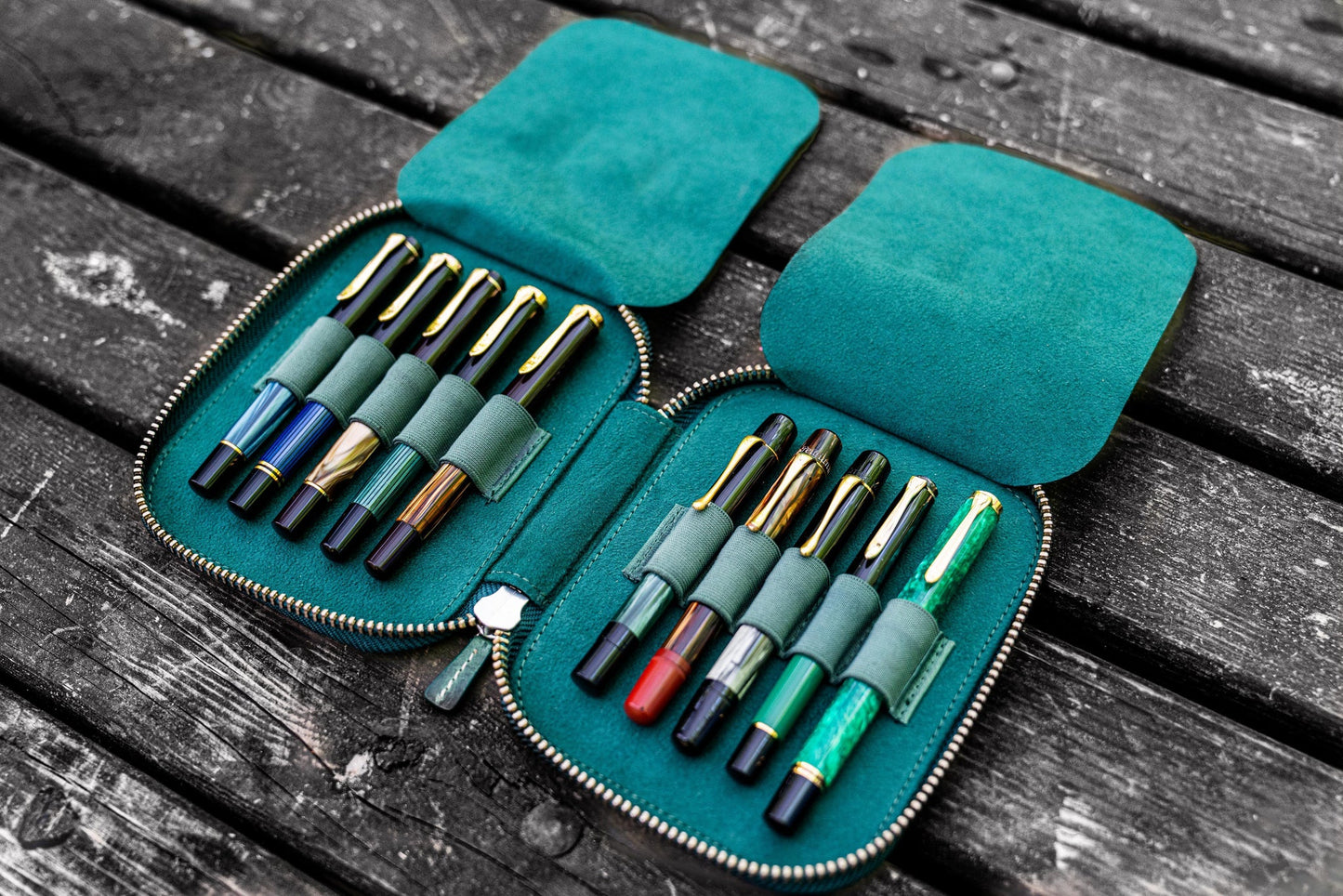Galen Leather 10 Slot Zippered Pen Case - Crazy Horse Forest Green