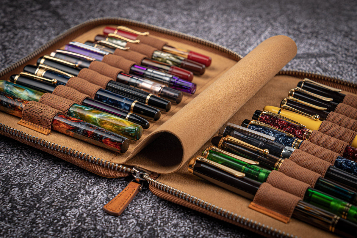 Galen Leather 20 Slot Zippered Pen Case - Crazy Horse Brown