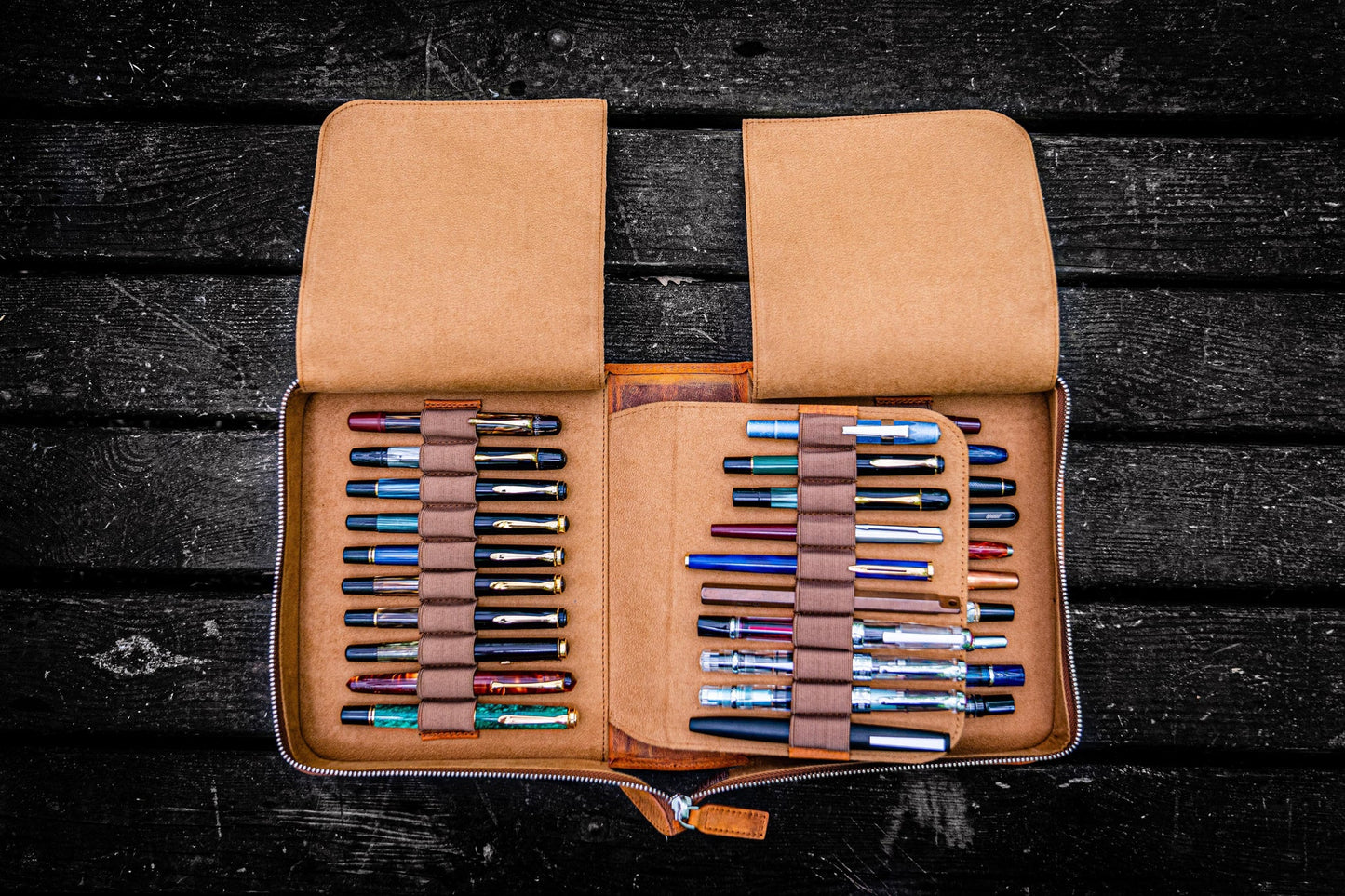 Galen Leather 40 Slot Zippered Pen Case - Undyed