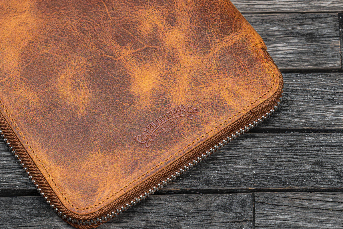 Galen Leather B6 Zippered Notebook Folio - Crazy Horse Brown