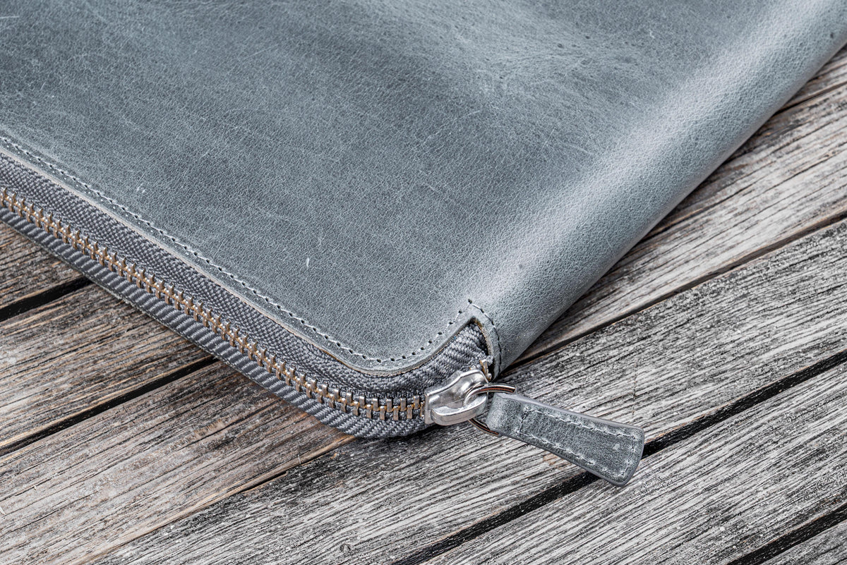 Galen Leather B5 Zippered Notebook Folio - Crazy Horse Smoky