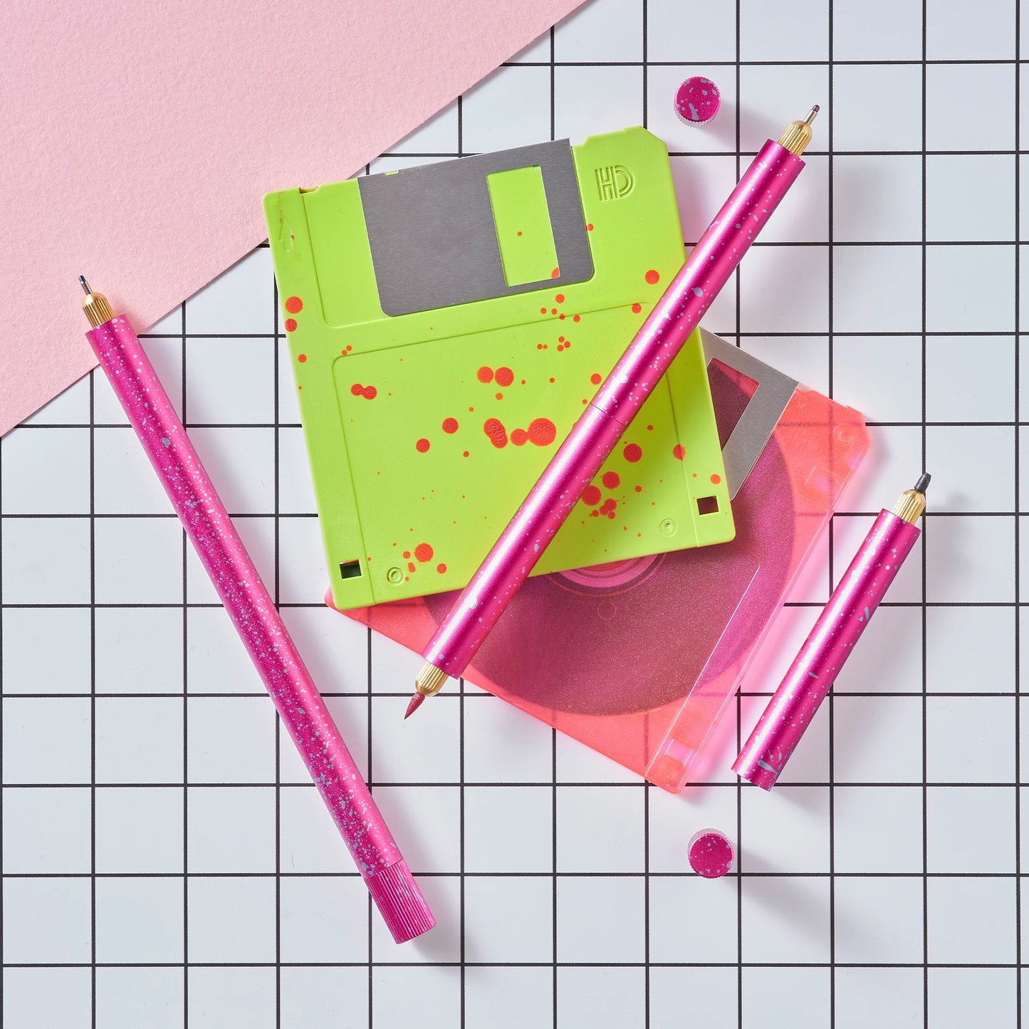 Tom's Studio Splash Lumos Pro The Infinitely Refillable Pen - Bubblegum (Single Tip)