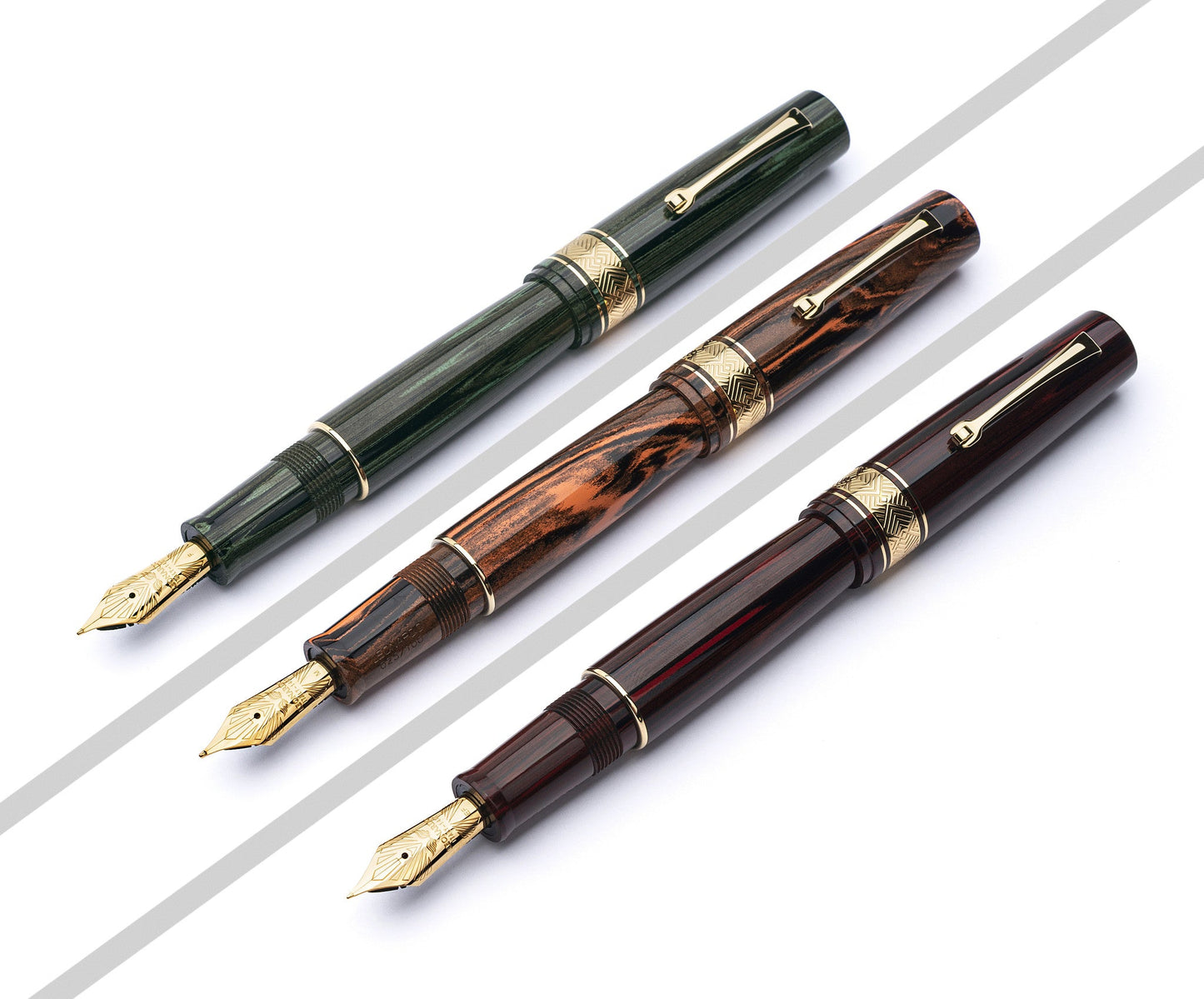 Leonardo Momento Zero Grande Masterpiece Ebonite Fountain Pen - Rosewood (14K Nib)