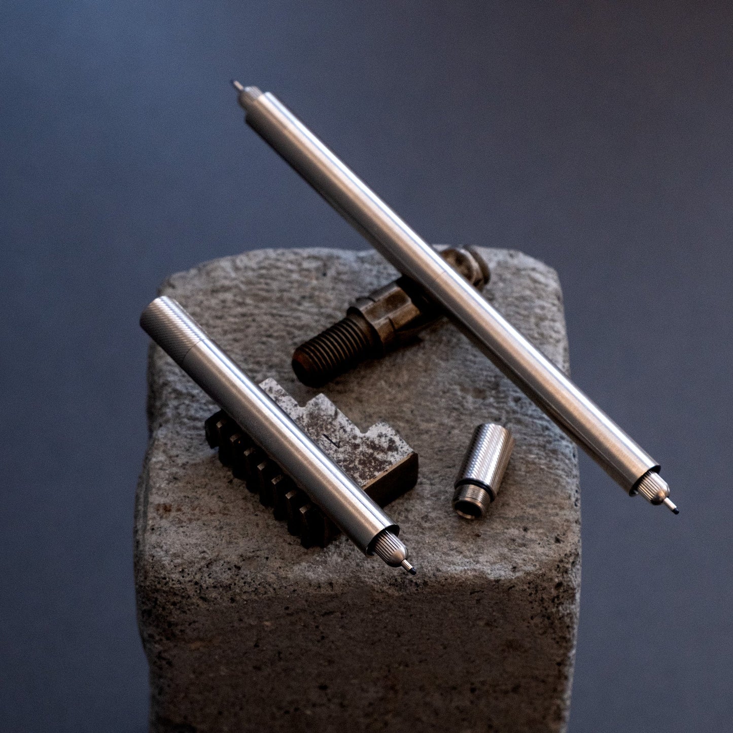 Tom's Studio Lumos Pro The Infinitely Refillable Pen - Stainless Steel (Duo Tip)