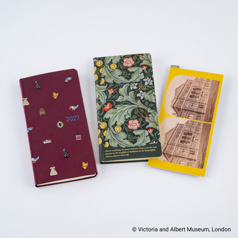 Hobonichi Weeks Pencil Board - V&A Series: (Museum Stereographic Photograph)
