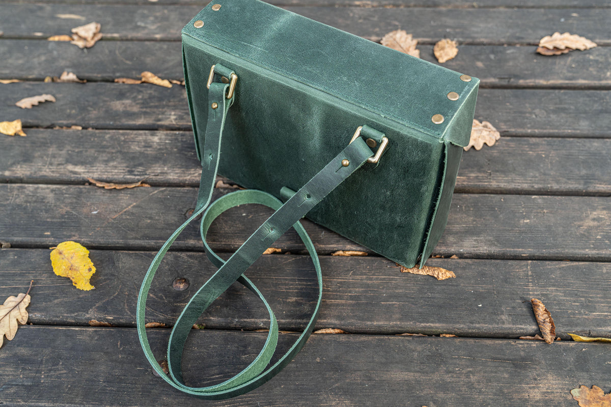 Galen Leather Writer's Medic Bag - Crazy Horse Forest Green