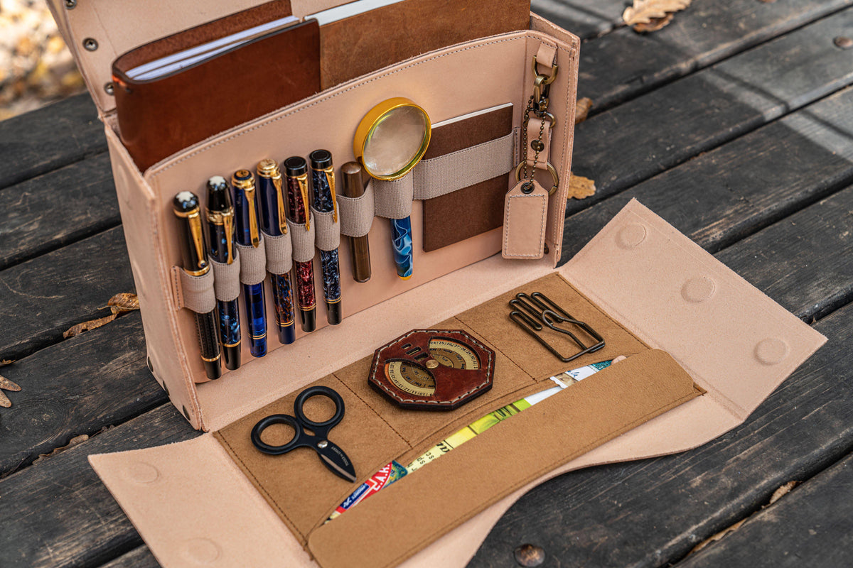 Galen Leather Writer's Medic Bag - Undyed
