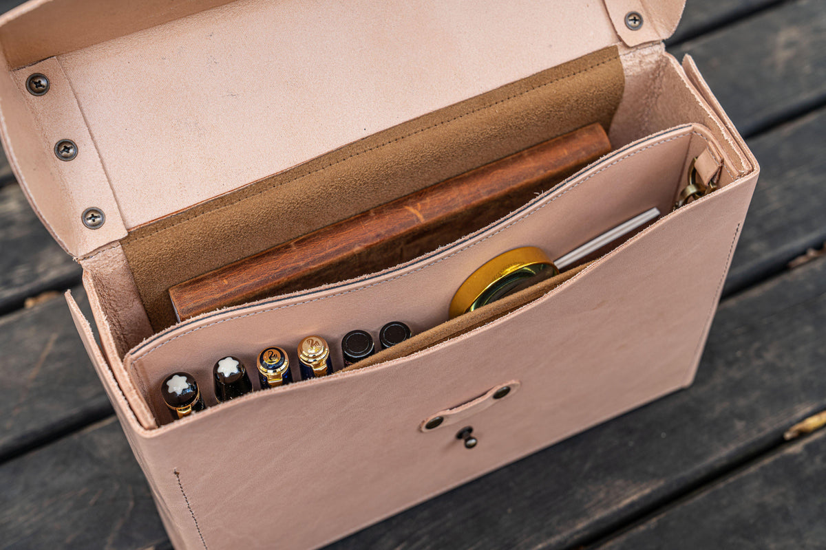 Galen Leather Writer's Medic Bag - Undyed