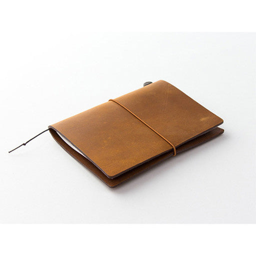 TRAVELER'S Notebook Passport Size Starter Kit - Camel