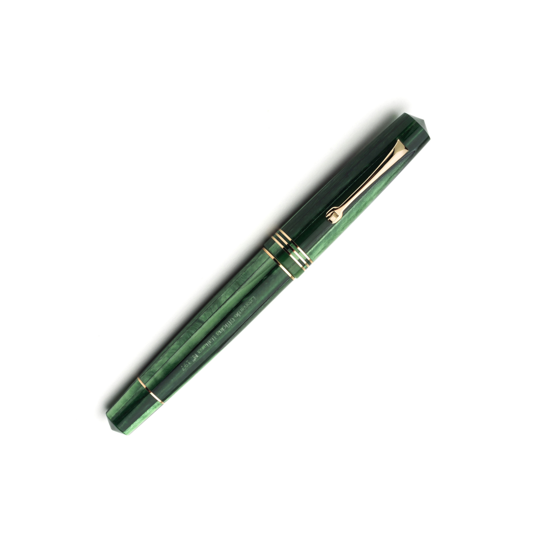 Leonardo Momento Zero Fountain Pen - Alga with Gold Trim