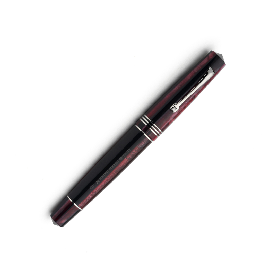 Leonardo Momento Zero Fountain Pen - Prugna Plum with Silver Trim