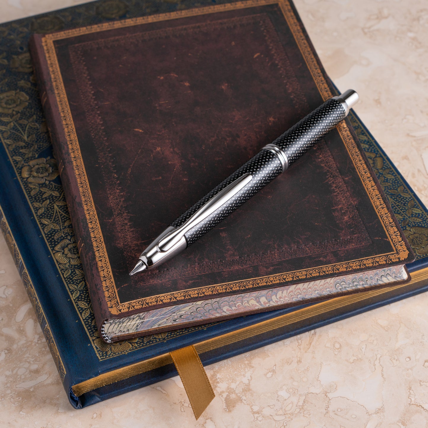 Pilot Vanishing Point Fountain Pen - Black Carbonesque with Rhodium Trim