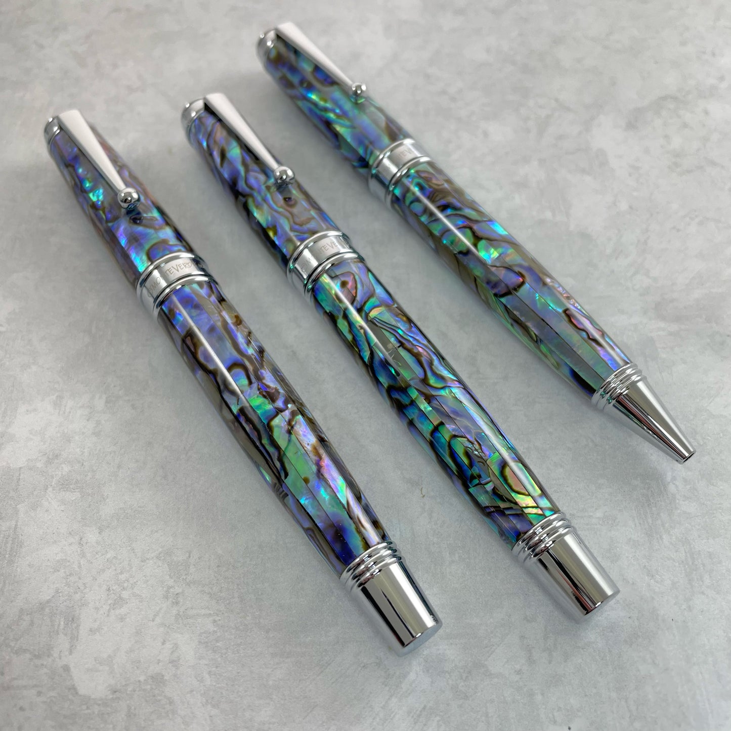 Monteverde Invincia Deluxe Fountain Pen - Abalone with Chrome Trim (Limited Edition) (Discontinued)