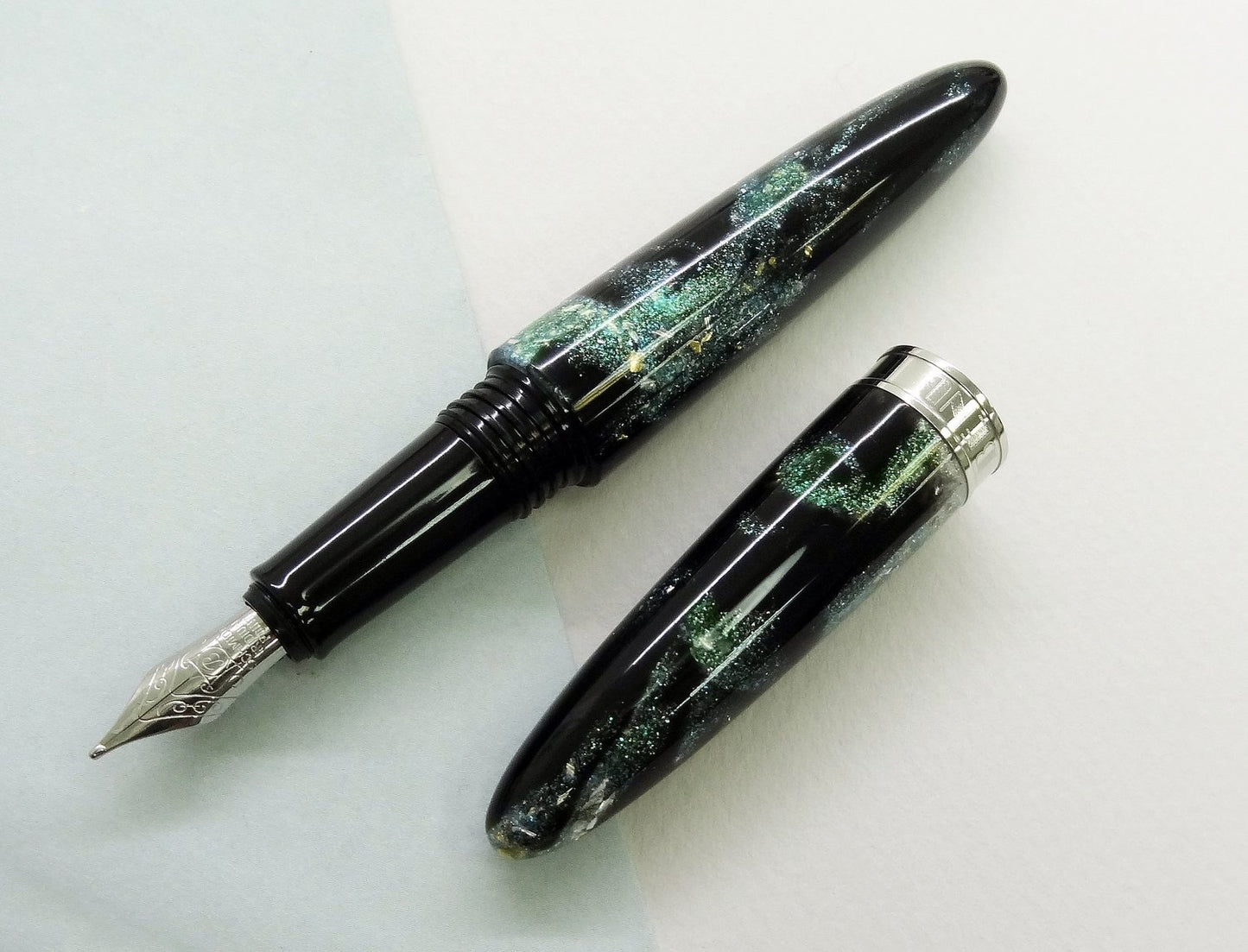 BENU Minima Fountain Pen - Mystical Green