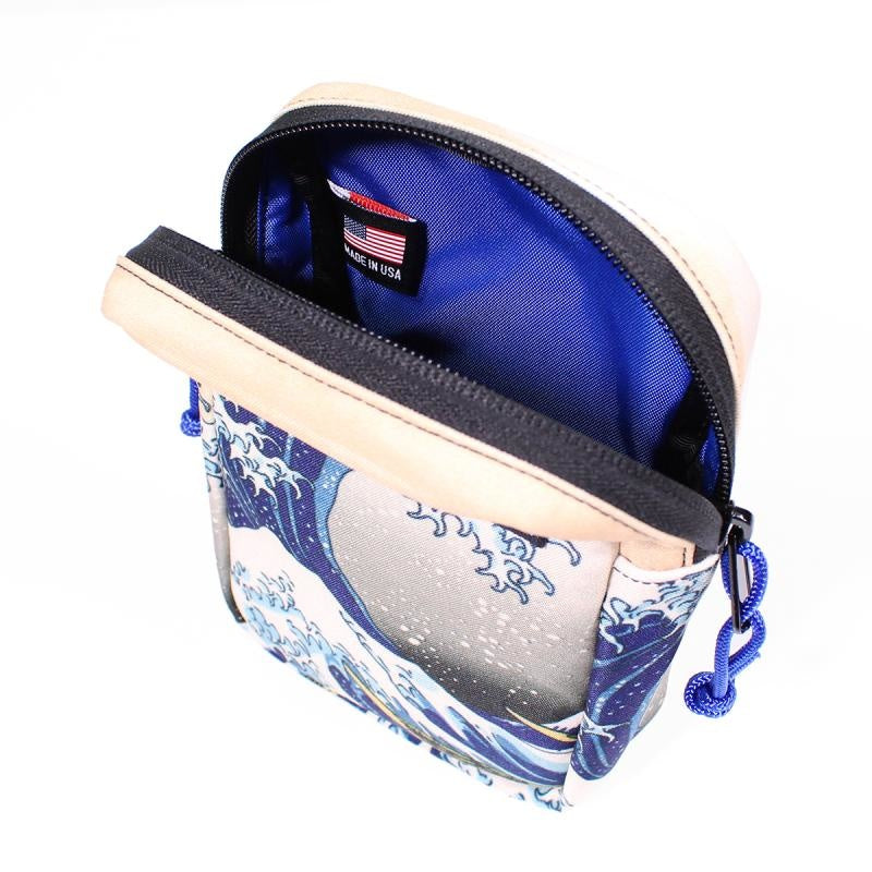 Rickshaw Bagworks 8-Pen Coozy Case - Great Wave