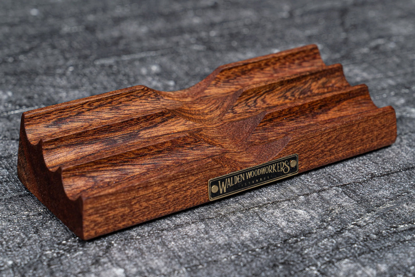 Galen Leather Wood Pen Bed Fountain Pen Stand - Mahogany